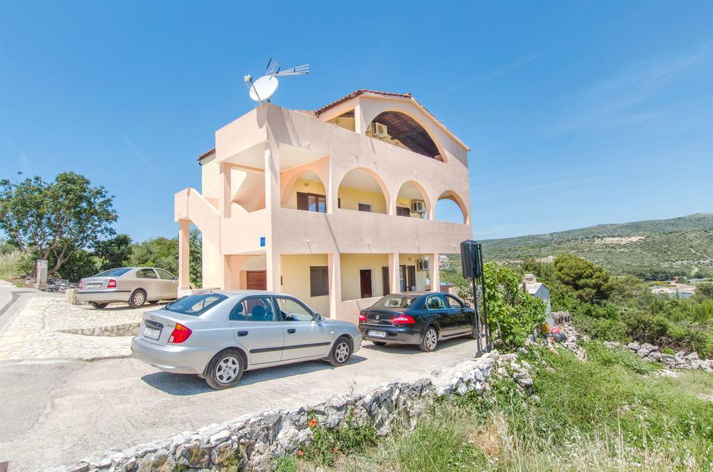 Apartment Mujan Podglavica Exterior foto